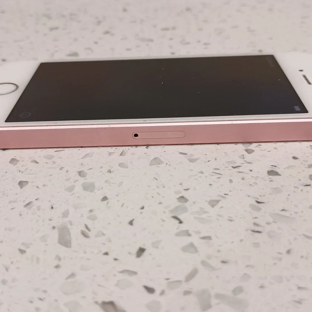 Apple iphone se